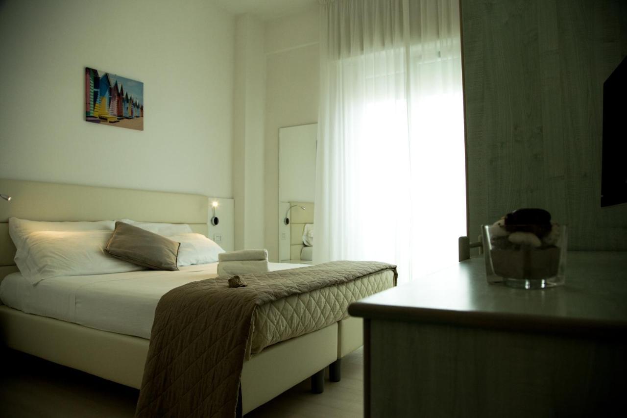 Hotel San Marco à Marotta Extérieur photo
